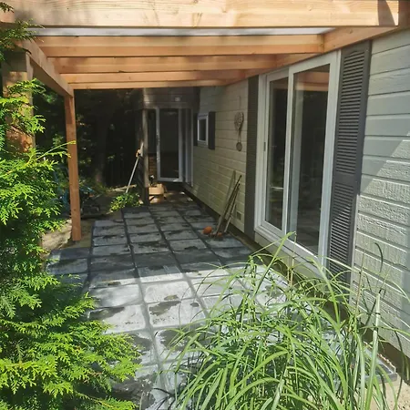 Tiny House In Bos Bij Veluwezoom Rust En Comfort بيت للعطل *