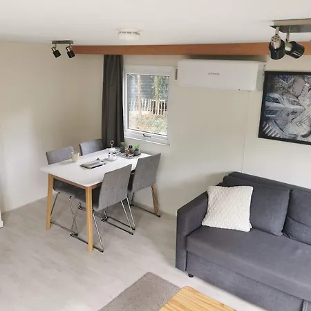 Holiday home Tiny House In Bos Bij Veluwezoom Rust En Comfort