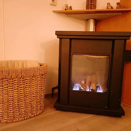 Holiday home Tiny House In Bos Bij Veluwezoom Rust En Comfort *