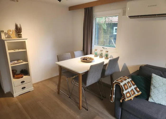 Tiny House In Bos Bij Veluwezoom Rust En Comfort * Hattemerbroek