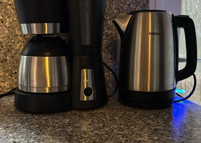 Tiny House In Bos Bij Veluwezoom Rust En Comfort Holiday home *