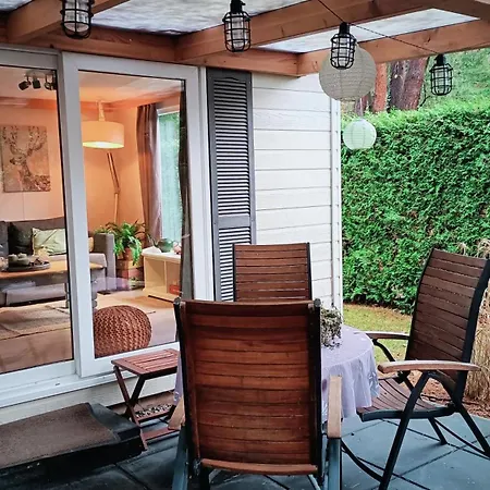 Дом отдыха Tiny House In Bos Bij Veluwezoom Rust En Comfort